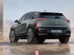 Oto DS N°7. Ma hybrydę 1.2 oraz trzy wersje elektryczne. Zasięg? 740 km