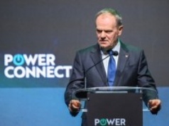 Tusk wykłada na stół bilion złotych. "Nie ma takiego drugiego kraju"