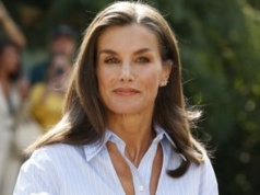 Najlepsza fryzura dla dojrzałych kobiet. Wiosną doda świeżości