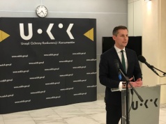 Uczelnie surowo ukarane przez UOKiK. Studenci odzyskają pieniądze