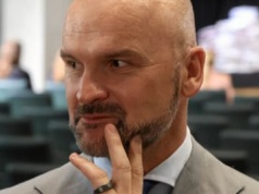 Tajemnicze spotkanie z prezydentem Nawrockim i pytanie o polityczne ambicje Rafała Brzoski