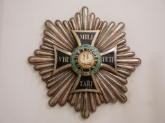 Nie, na ukraińskim portalu nie wystawiono orderu Virtuti Militari zamordowanego Polaka