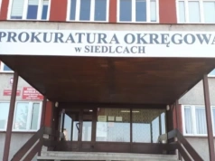 Węgrów: Zaatakował nożem brata i matkę. 54-latek trafił do aresztu