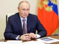 Tankowce z rosyjską ropą zmieniły kurs. Reakcja na zawieszenie sankcji USA