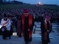 Majdanek znów zgromadzi tłumy. Wyjątkowa Droga Krzyżowa na terenie byłego obozu