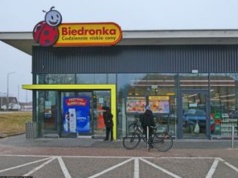 Biedronka ogłosiła, ile otworzy nowych sklepów w Polsce i Słowacji