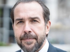 Słyszę płacz Ukraińców. Rozmowa z PIOTREM ŁUKASIEWICZEM