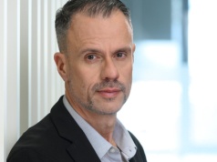 Centra danych trzeba dziś projektować jako zestaw elastycznych, modułowych stref z różną architekturą zasilania i chłodzenia