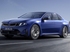 BMW i3 (2026) pokazane. Bateria ~114 (108,7) kWh na ogniwach 4695, zasięg do 900 jednostek WLTP, będzie też Touring/kombi