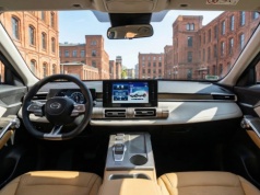 Wykańczają wnętrza jak Mercedes, a za SUV-a z silnikiem 2.0 i spalaniem 4,8 l chcą 144 900 zł