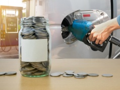 Paliwo na kartki? Szokujące scenariusze na wypadek kryzysu