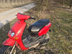 Pościg za nietrzeźwym motorowerzystą w Kolczynie. 41-latek stanie przed sądem