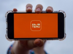 Ludzie masowo kupują na Temu. Jest jeden haczyk