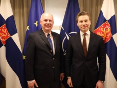 Wiceszef MON Paweł Zalewski z wizytą w Finlandii