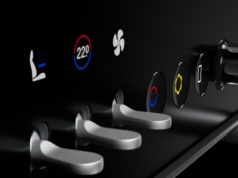 Ferrari psuje narrację branży: Panele dotykowe wprowadzono, bo są o połowę tańsze od fizycznych przełączników