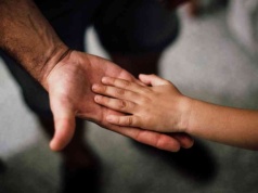 Trauma nie musi niszczyć. Może też budzić wrażliwość na innych