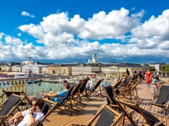 To najbardziej szczęśliwy kraj świata. Widać też awans Polski