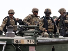 Drony-kamikaze w plecaku. USA szykują rewolucję na polu walki