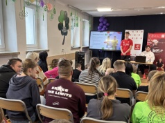 Utytułowani sportowcy z niepełnosprawnościami Filip Gaca i Łukasz Molenda gośćmi ZSS Ostrowiec