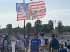 USA: wielkanocny boom konwersji i oznaki odrodzenia wiary