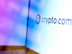 AI zmienia rynek pracy. Crypto.com zwolni 12 proc. pracowników