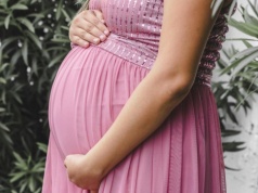 Młode Polki chcą cesarskiego cięcia, nawet bez wskazań medycznych. Powód jest jeden