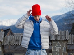 Czapka beanie na co dzień – dlaczego ten fason wciąż nie wychodzi z mody?