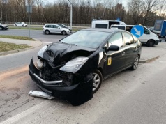 Zderzenie Toyoty z Mini w Lublinie. Zawodowy kierowca popełnił poważny błąd