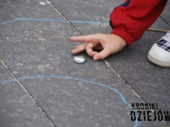 Klucze na szyi i zabawa do zmroku. Tak wyglądało dzieciństwo w PRL