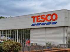 Tesco wprowadza kody 2D. Klient będzie wiedział więcej o produktach