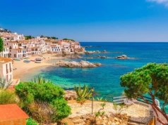 Nie tylko Hiszpania. Te egzotyczne miejsca wybierają turyści zamiast Dubaju