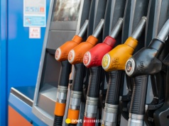 Jak żyć, gdy rosną ceny ropy? Międzynarodowi eksperci z garścią porad