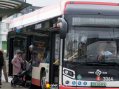 Pasażerka autobusu straciła nogę. Pilny apel policji