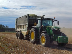 Czy zabraknie AdBlue, a ciągniki staną? Skutki wojny na naszych polach