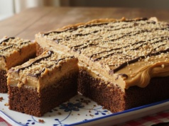 Zakazaną buchtę robię co niedzielę. Wygląda niepozornie, a znika szybciej niż inne ciasta