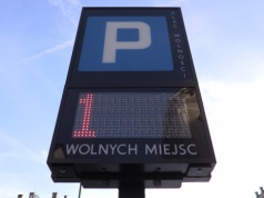 Nie ma gdzie parkować. Gdzie te wielopoziomowe parkingi?