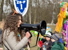 „W poszukiwaniu wiosny – blisko natury”. Barwny korowód przeszedł przez centrum miasta