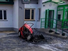 Ogień strawił pojazd