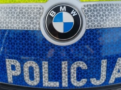 Myślał, że wygrał BMW X5. Stracił ponad 18 tys. zł przez internetowych oszustów