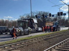 Zmiany na Powstańców Śląskich. Jeden odcinek otwierają, inny zamykają
