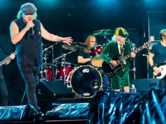 Niepokojące wieści o muzyku AC/DC. Trafił do szpitala
