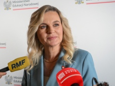 Dyrektorzy przecierają oczy. "Ministra wspomoże szkoły w tym, co one i tak już robią"