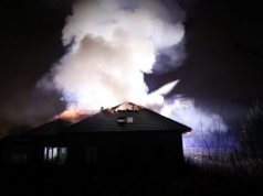 Lublin: Nowy dom stanął w płomieniach. Właściciele nie zdążyli się nawet wprowadzić