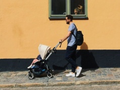 Kindergeld od 2027 roku. Koniec biegania po urzędach z dzieckiem na ręku