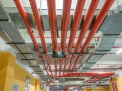 Parkingi 2w1: Miasto odkurza plany i stawia na obronę cywilną