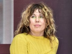 Opiekuje się niepełnosprawnymi córkami. Mówi, jak wygląda jej życie