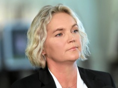 Chorosińska wzywa do "obrony polskiej rodziny". Internauci byli dla niej bezlitośni