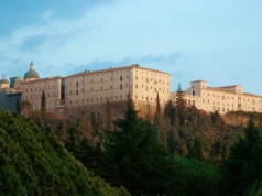 Monte Cassino: przygotowania do 1500 rocznicy benedyktyńskiego opactwa