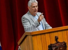 Pogrążona w kryzysie Kuba zapowiada opór wobec USA