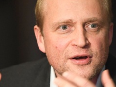 Piotr Adamczyk ujawnił prawdę o zarobkach w Hollywood. Ludziom aż oczy wyjdą na wierzch